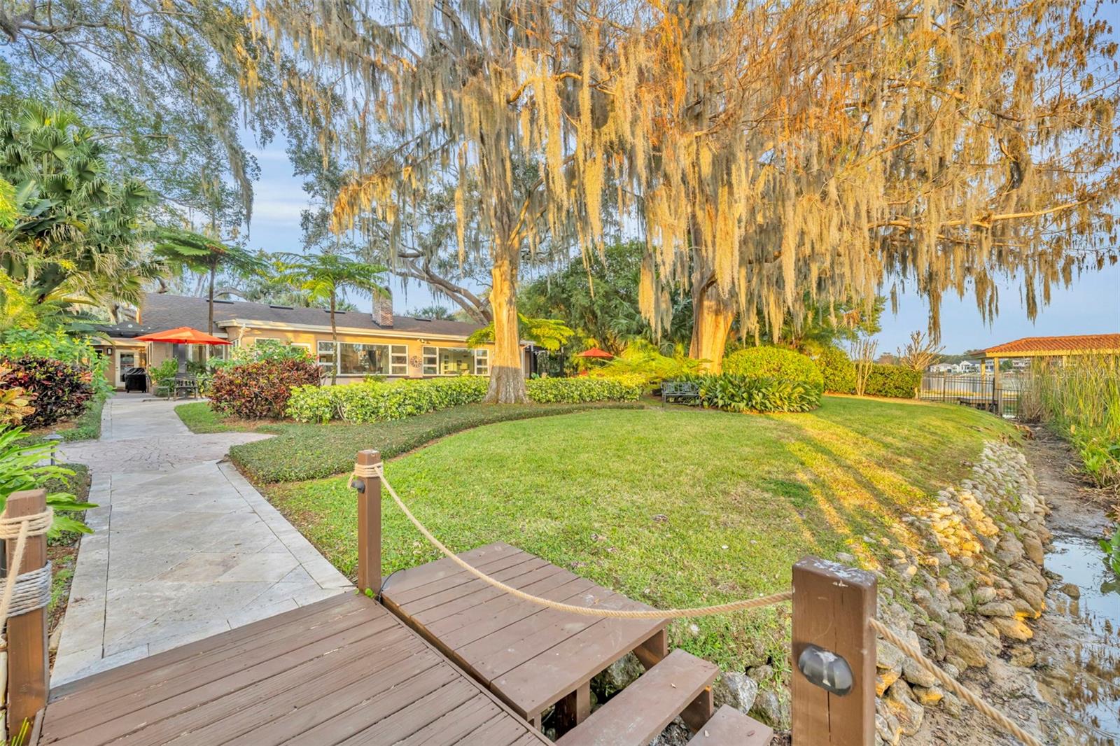 Image 46 of 59 For 1416 Lake Shore Drive