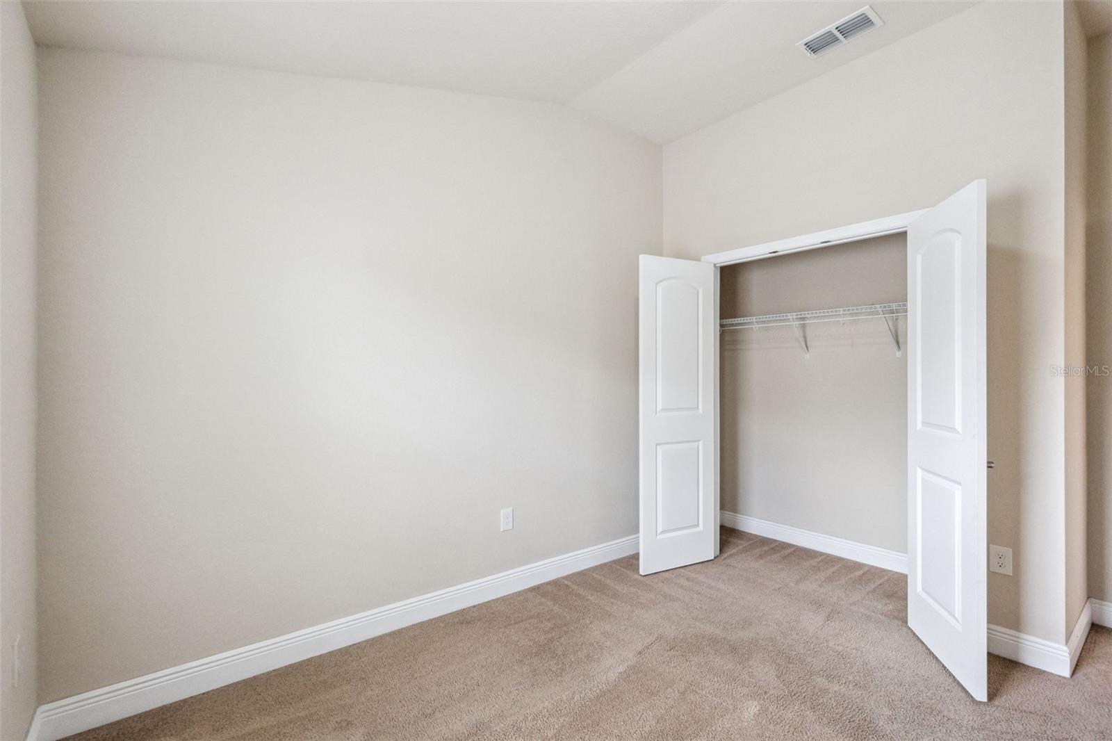 Image 16 of 28 For 452 Buchannan Drive