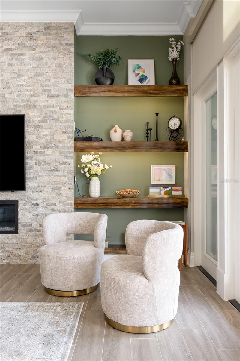 Image 18 of 69 For 13304 Bellaria Circle