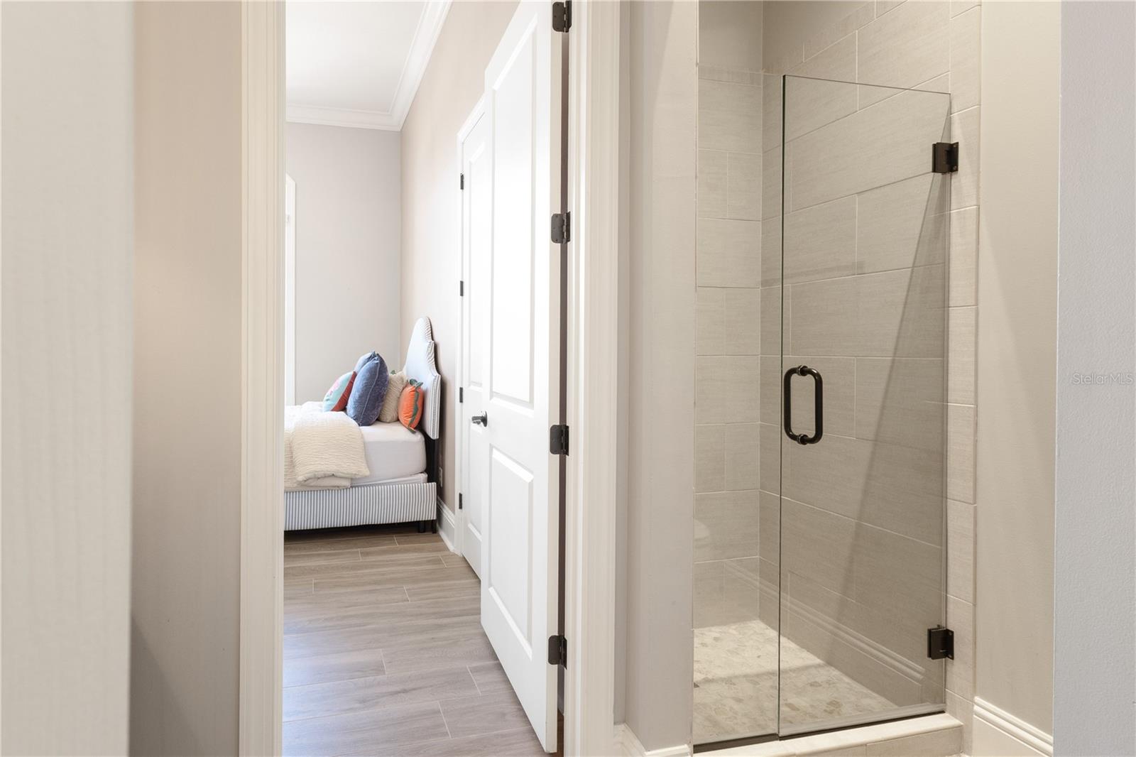 Image 32 of 69 For 13304 Bellaria Circle