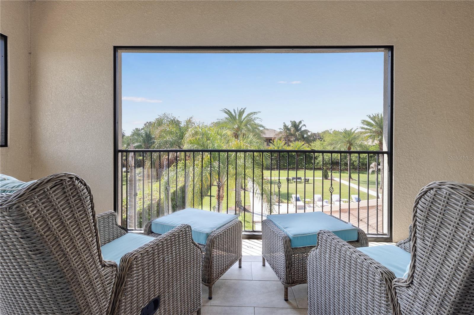 Image 45 of 69 For 13304 Bellaria Circle