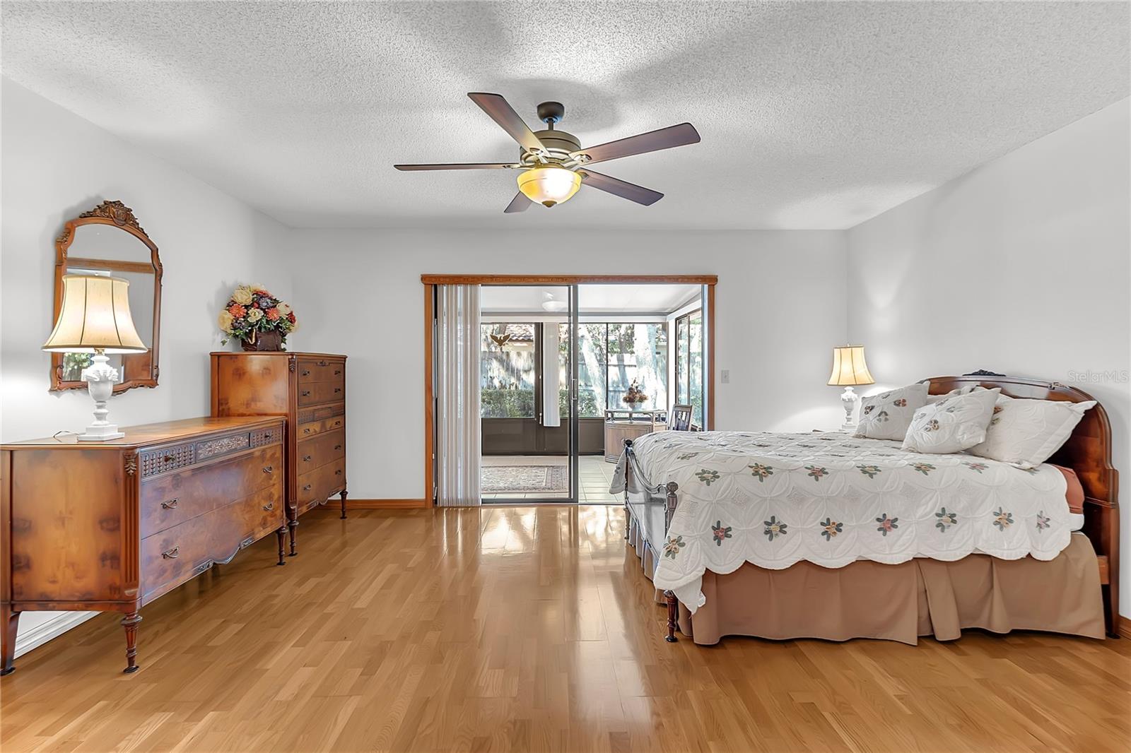 Image 28 of 41 For 1011 Pebble Beach Circle