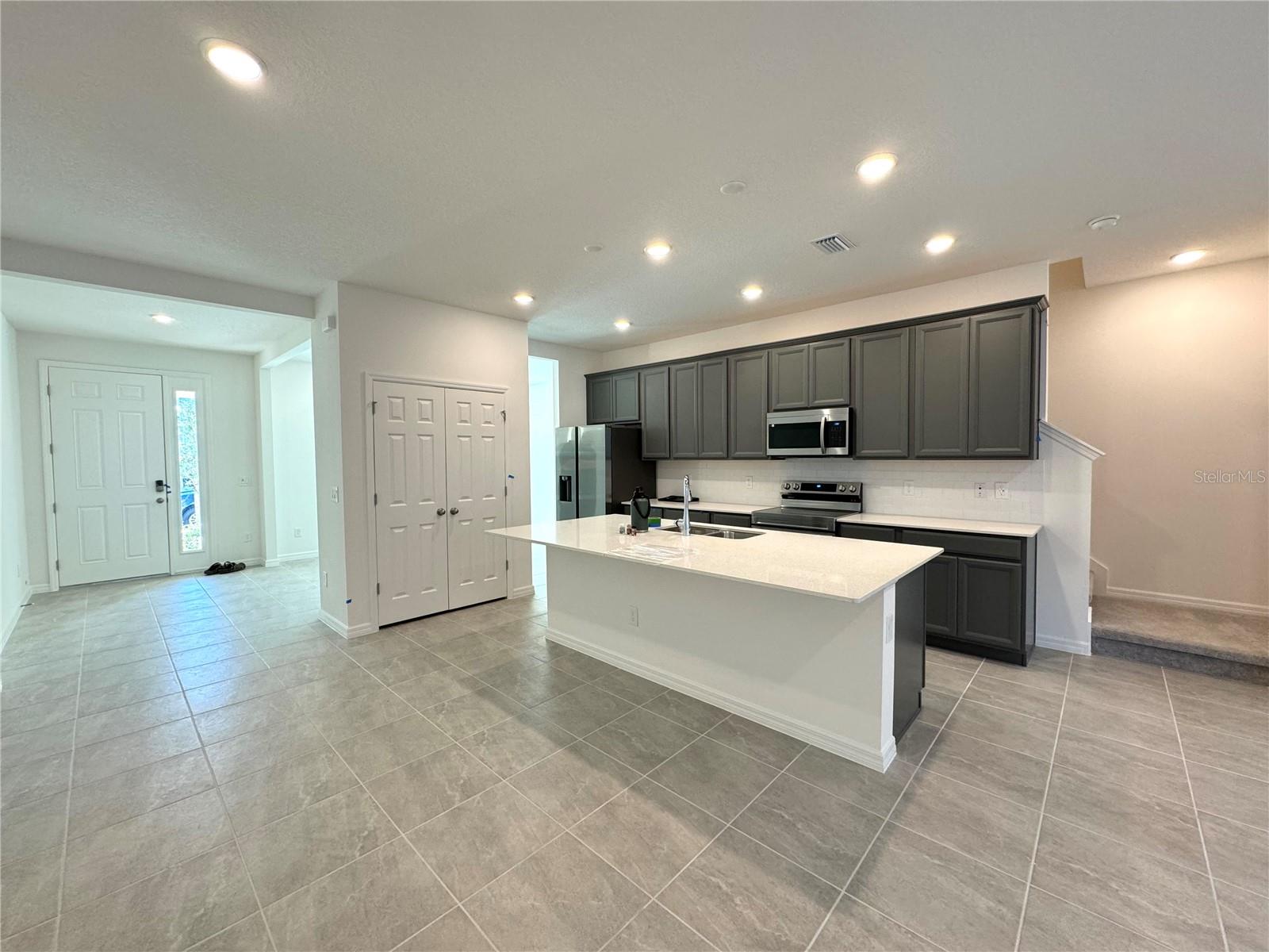 Image 7 of 25 For 7091 Twilight Bay Drive