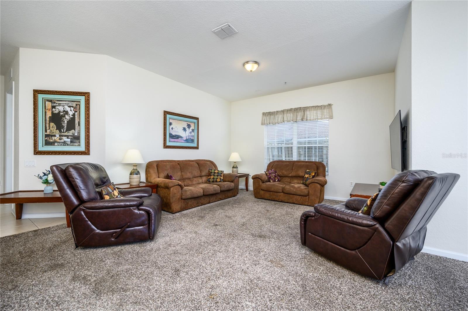 Image 26 of 53 For 4804 Cayview Avenue 407