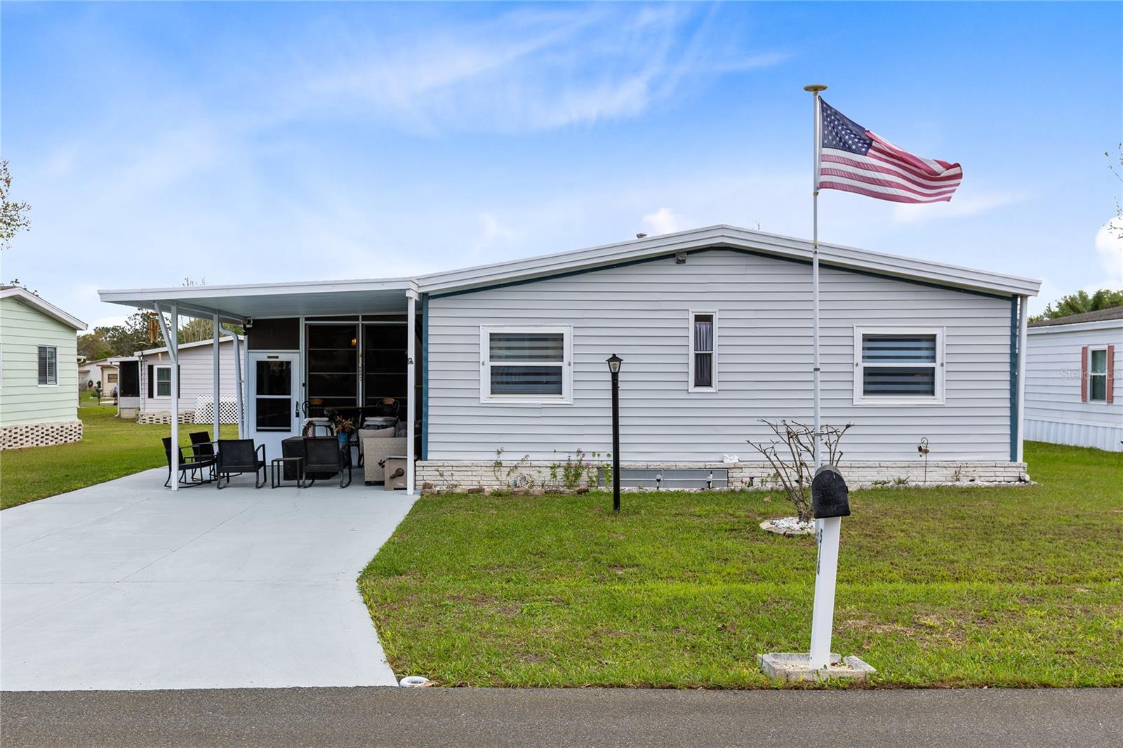 Image 33 of 41 For 516 Ranger Park Court