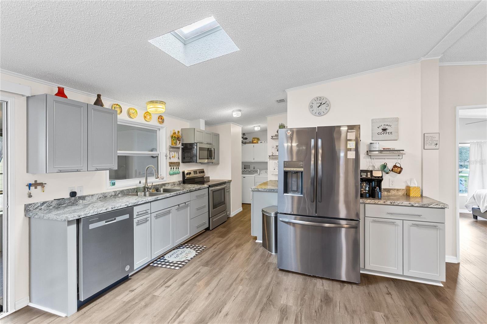 Image 9 of 41 For 516 Ranger Park Court