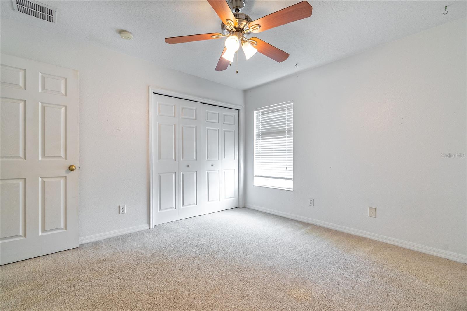 Image 17 of 25 For 939 Flower Fields Lane