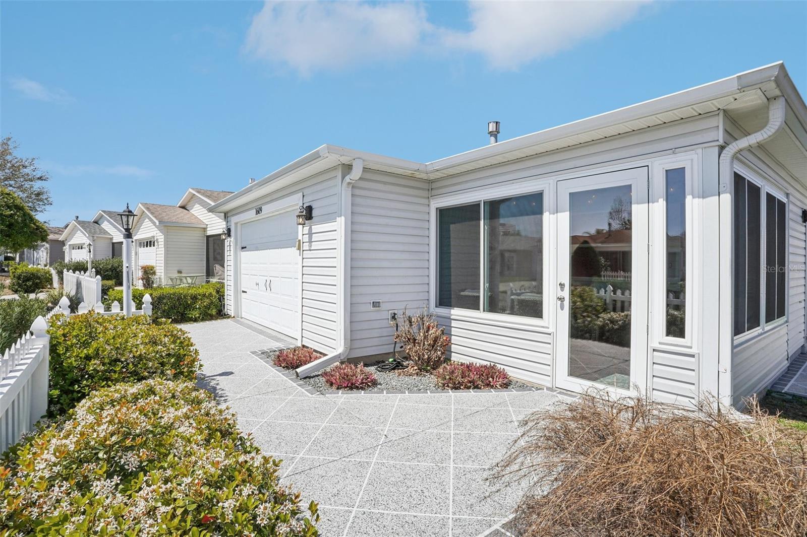 Image 3 of 24 For 1609 Gibbes Way