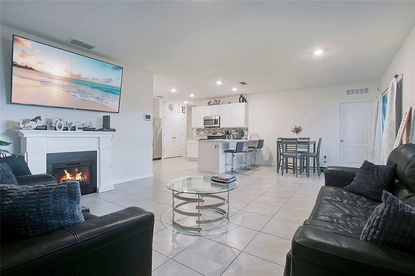 Image 5 of 31 For 3676 Scarlett Oak Drive