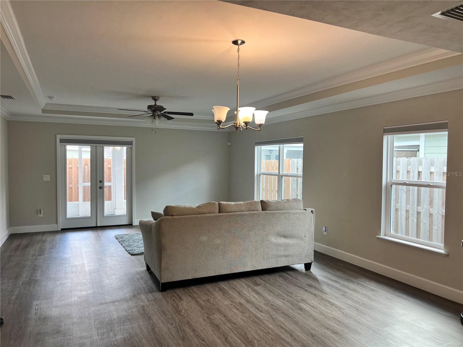 Image 8 of 9 For 25107 9th Lane