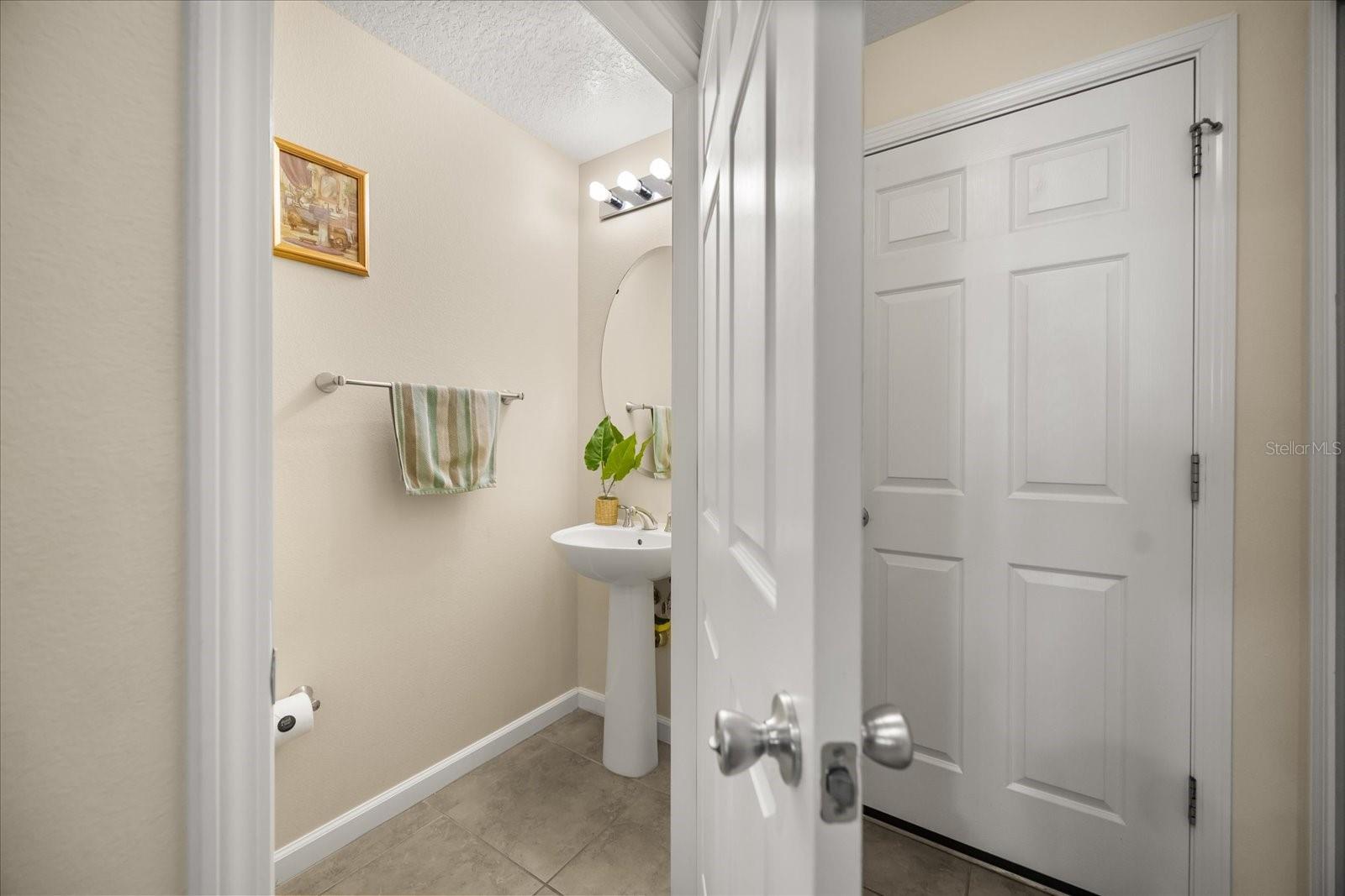 Image 19 of 28 For 723 Terrace Spring Drive