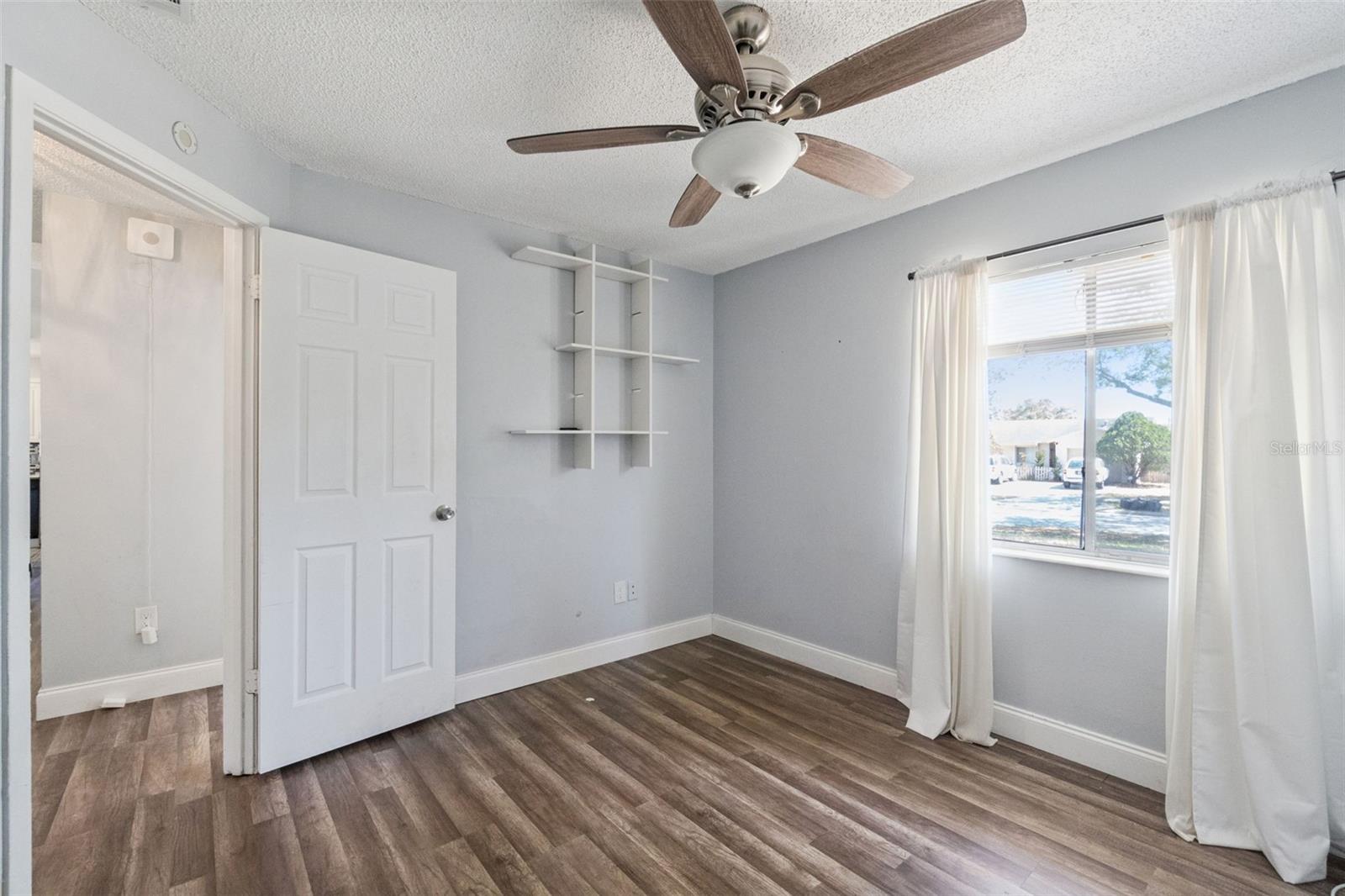 Image 12 of 26 For 2948 Willow Bend Boulevard