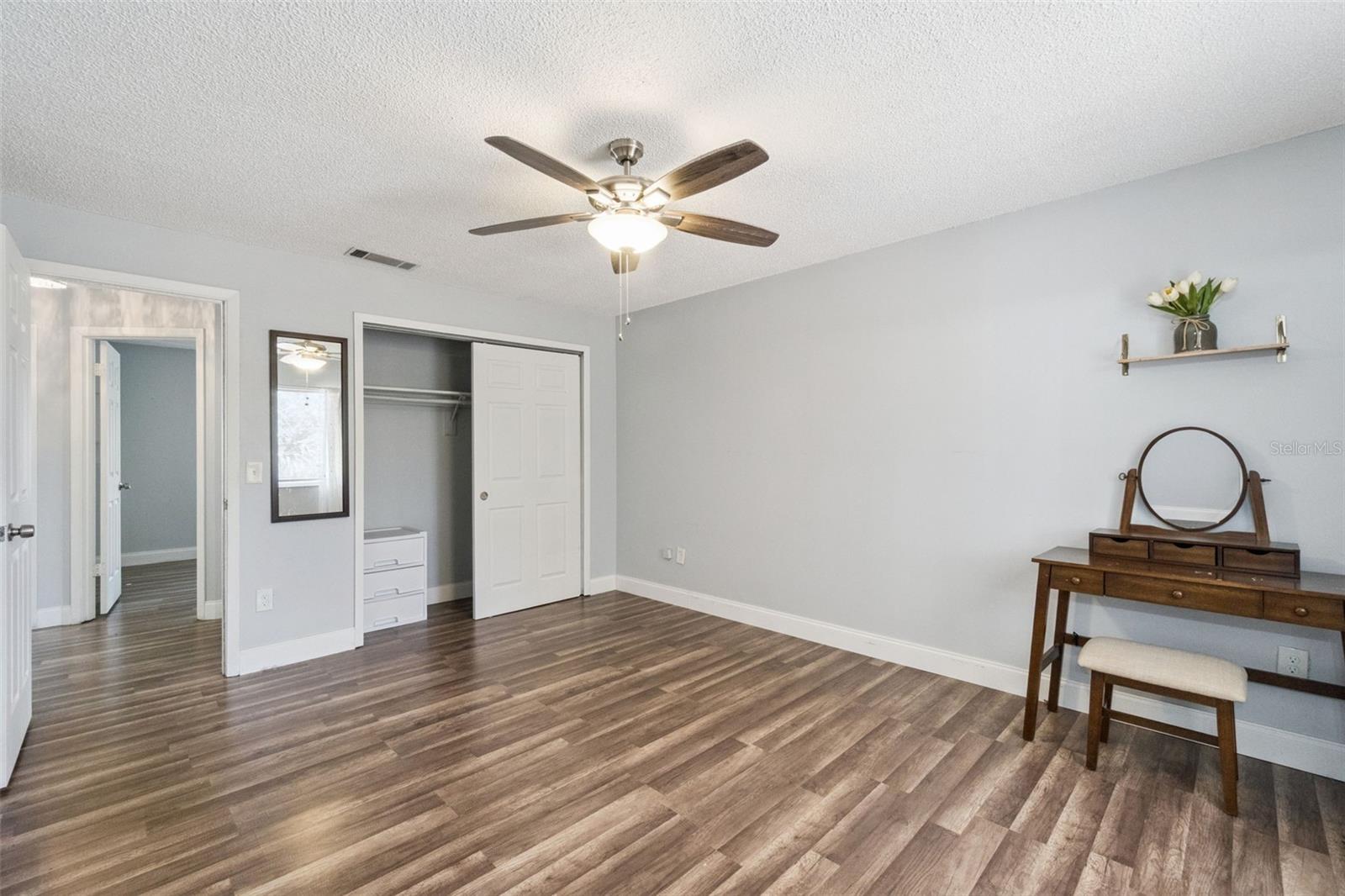 Image 9 of 26 For 2948 Willow Bend Boulevard