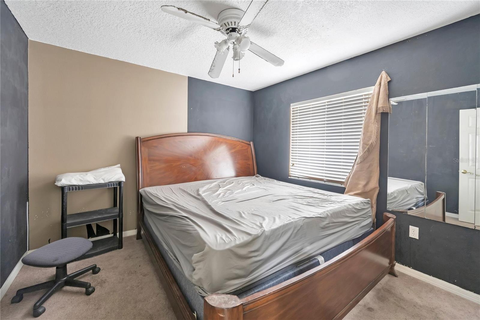 Image 16 of 31 For 523 Little Lake Court