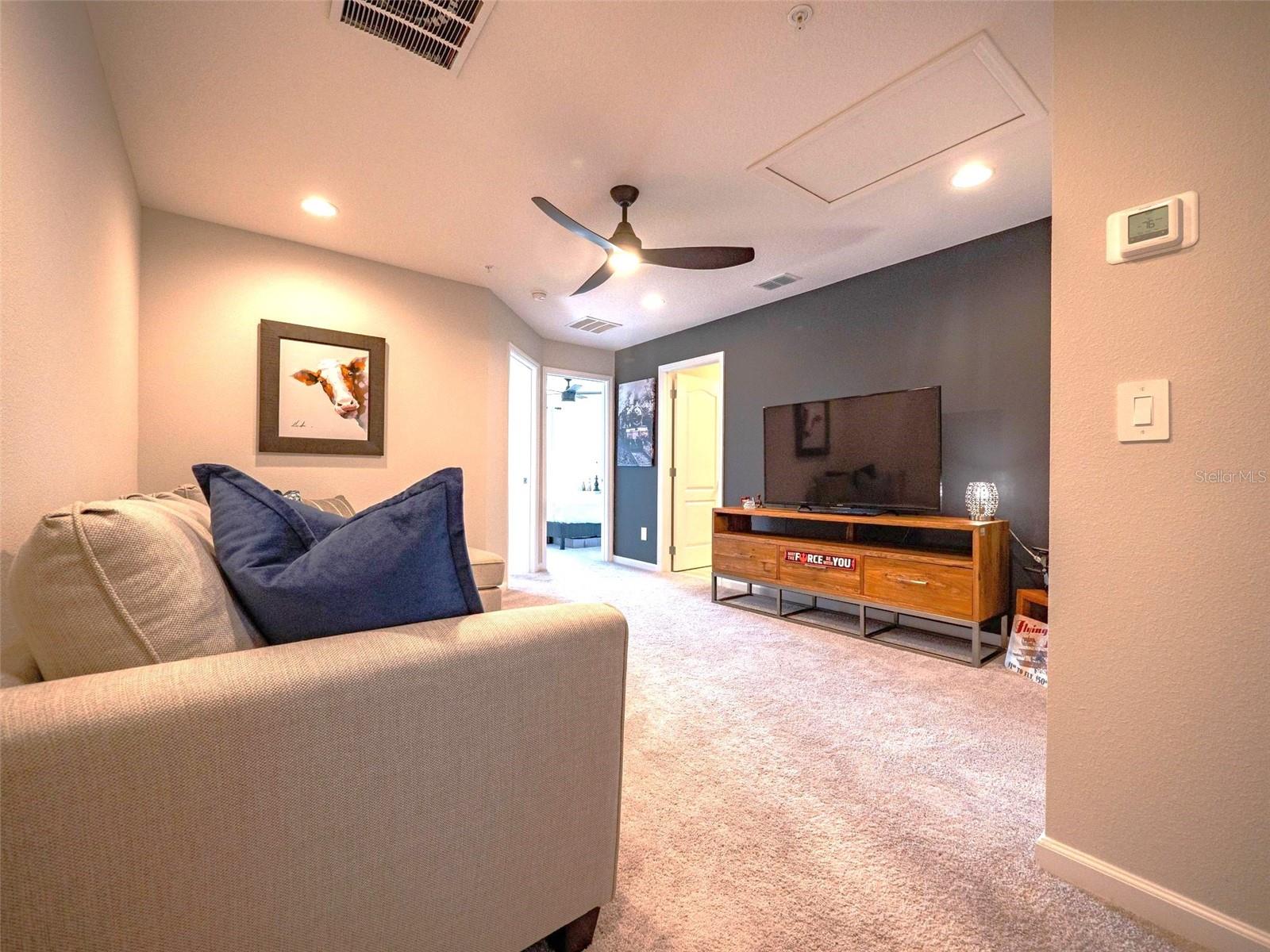 Image 14 of 34 For 391 Cape Honeysuckle Place