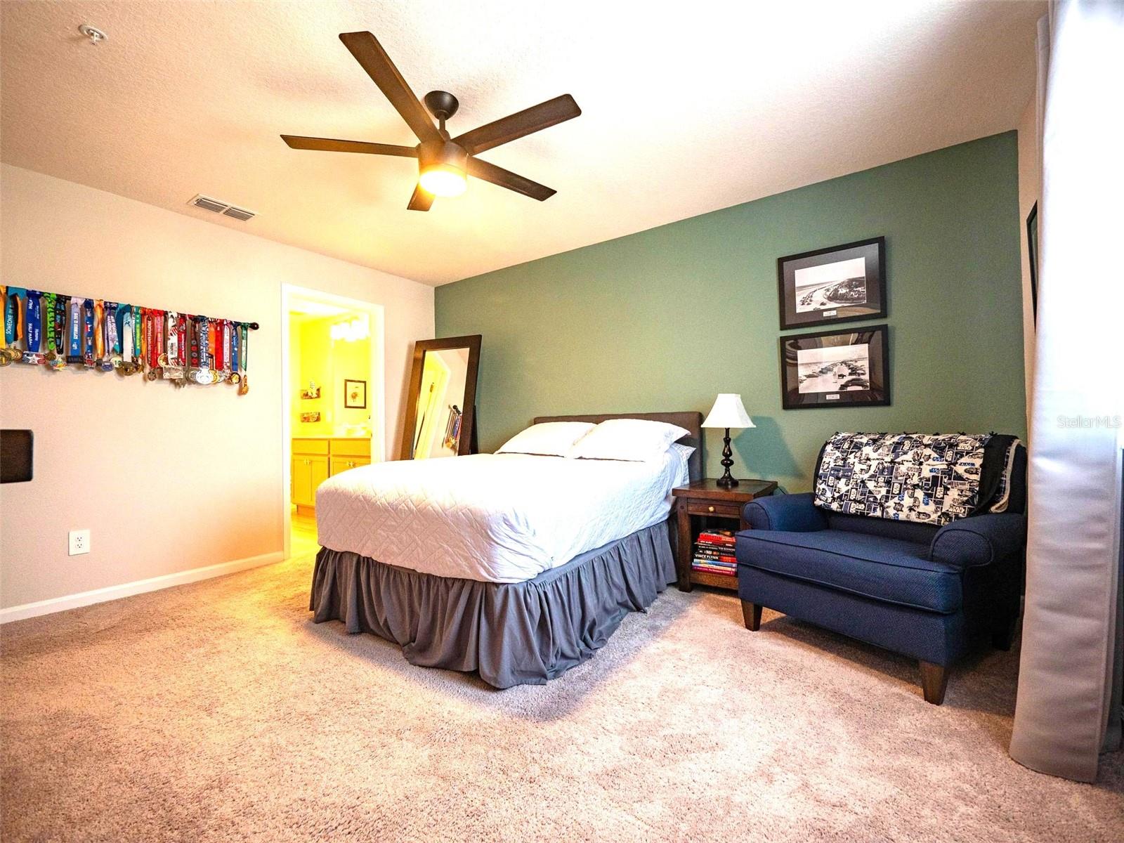 Image 16 of 34 For 391 Cape Honeysuckle Place