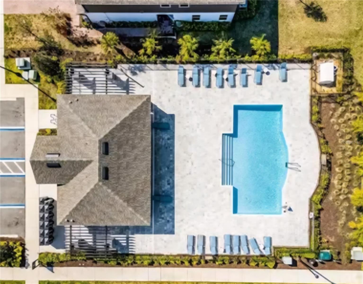 Image 26 of 34 For 391 Cape Honeysuckle Place