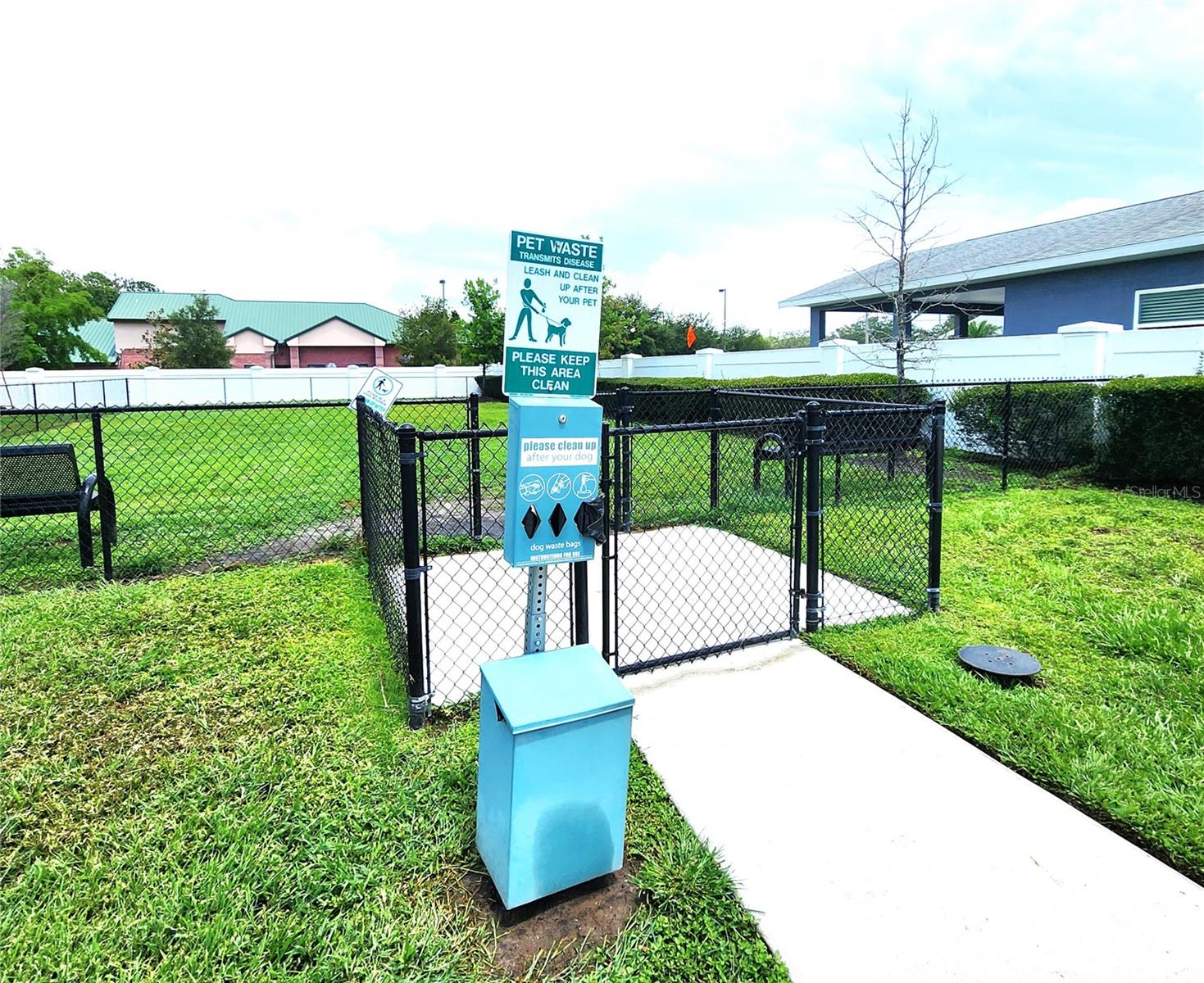 Image 28 of 34 For 391 Cape Honeysuckle Place