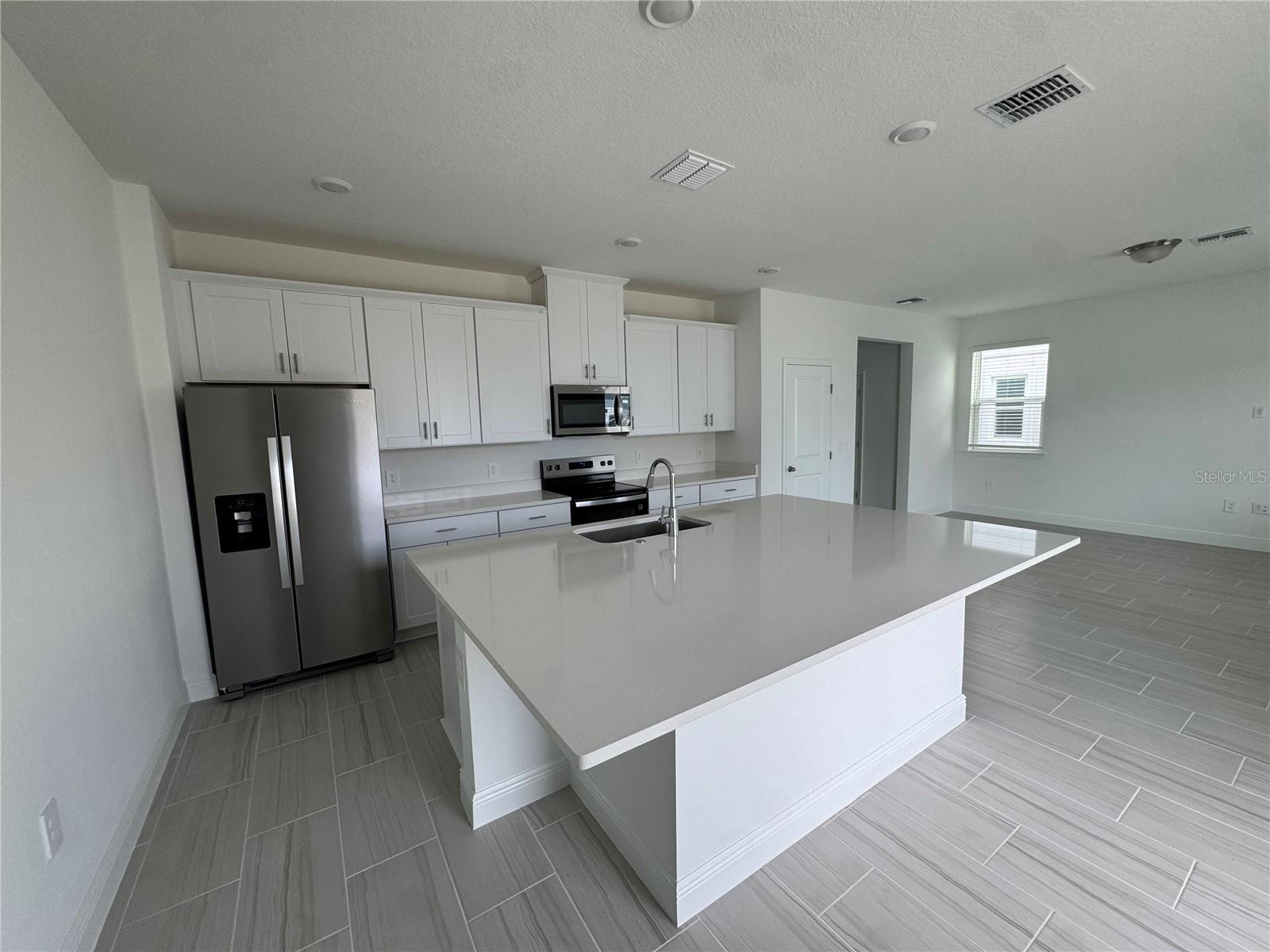 Image 7 of 30 For 1832 Archer Drive