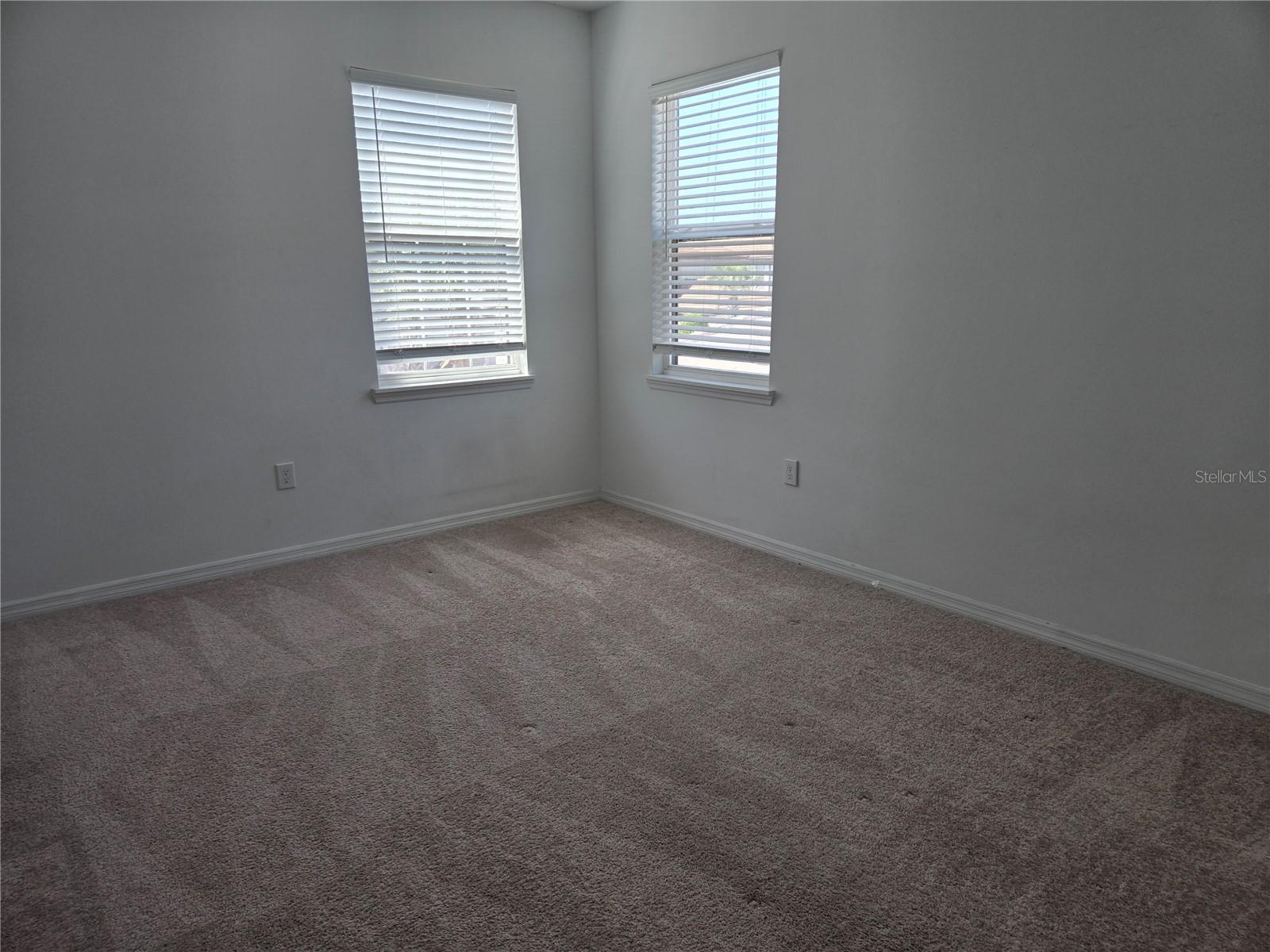 Image 12 of 15 For 1461 Lone Feather Trail