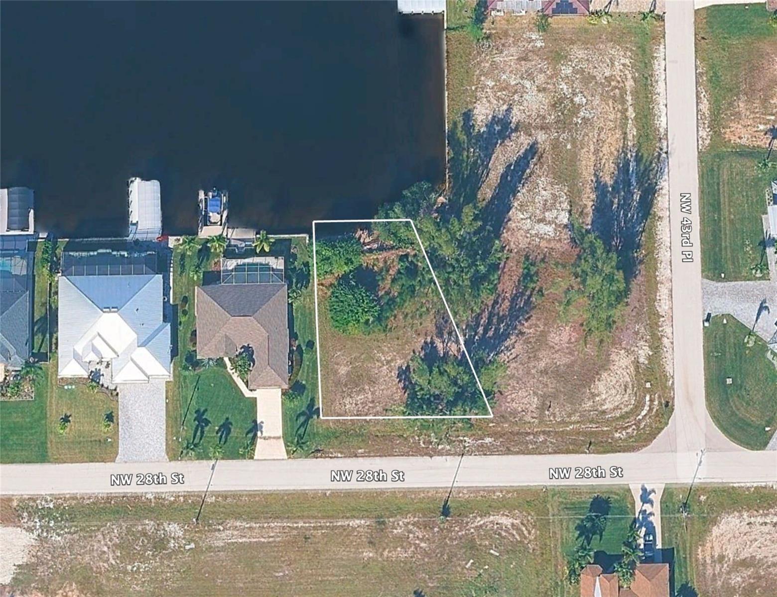 Image 7 of 8 For 4323 Nw 28th St