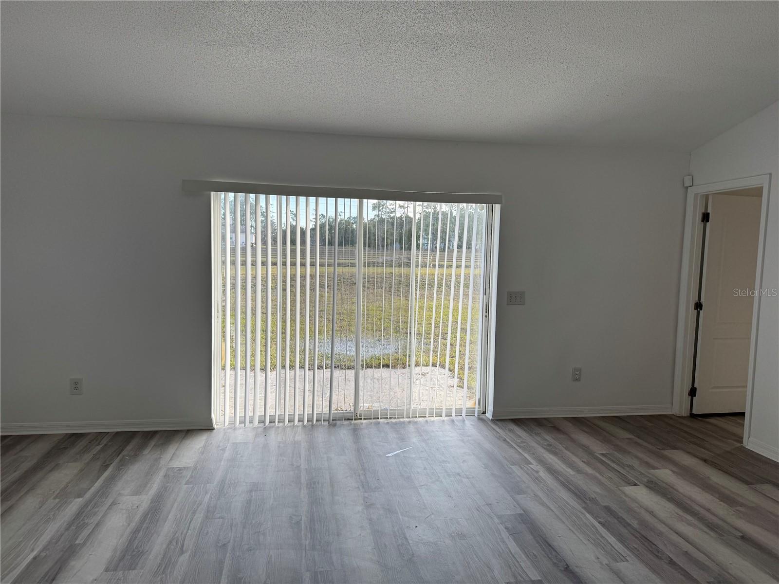 Image 15 of 22 For 20926 Nettleton Street