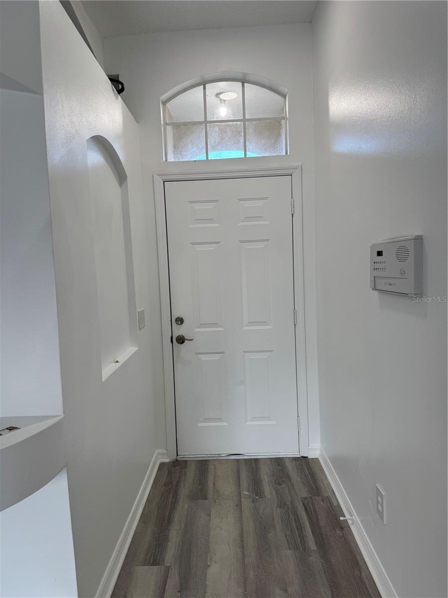 Image 16 of 22 For 20926 Nettleton Street