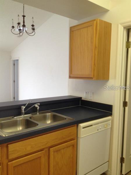 Image 17 of 22 For 20926 Nettleton Street