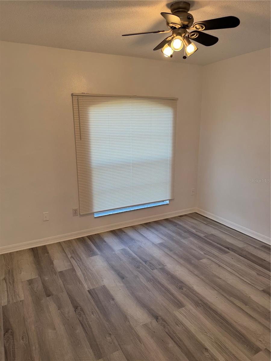 Image 4 of 22 For 20926 Nettleton Street