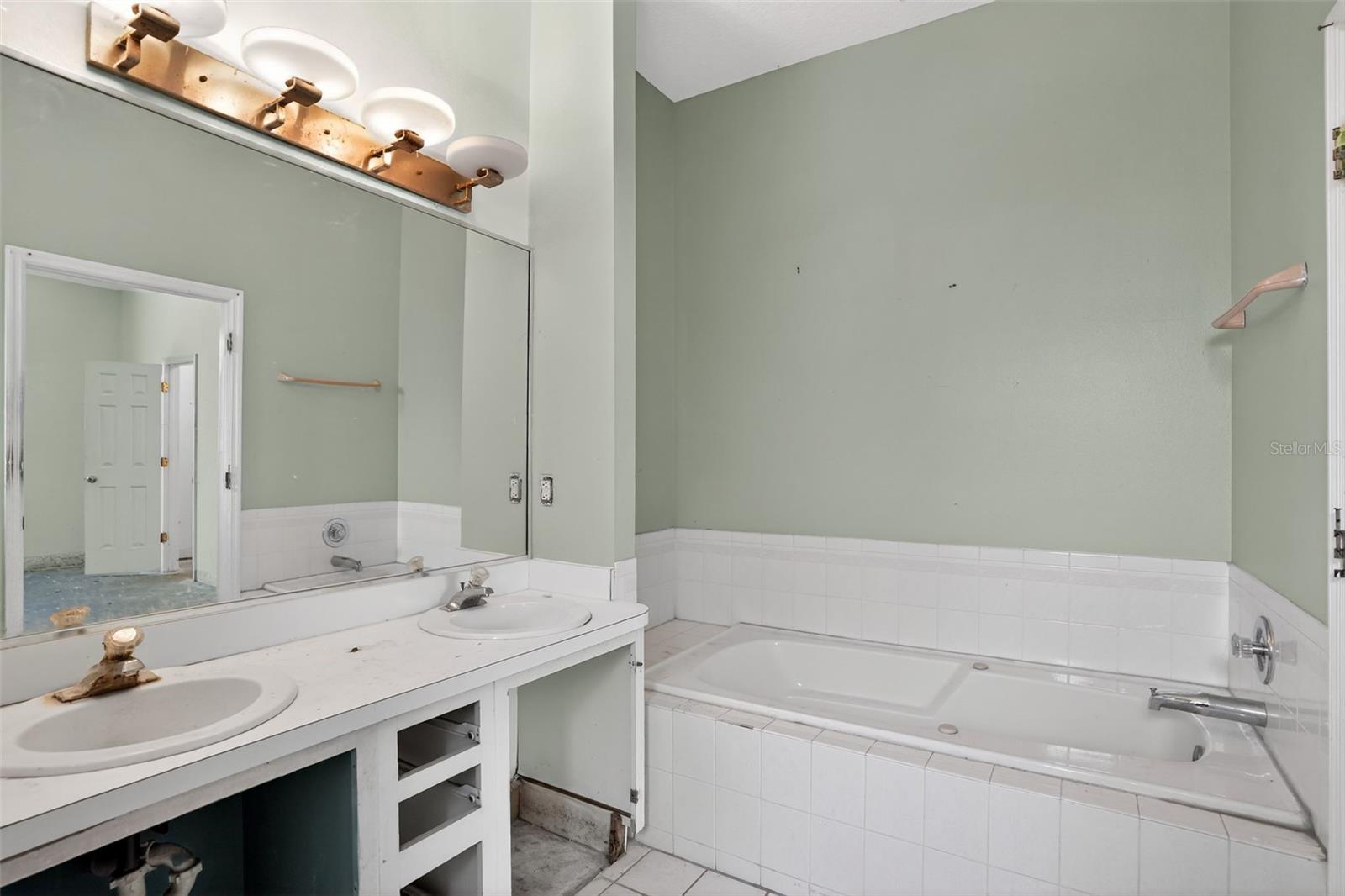 Image 20 of 35 For 902 Lingo Court