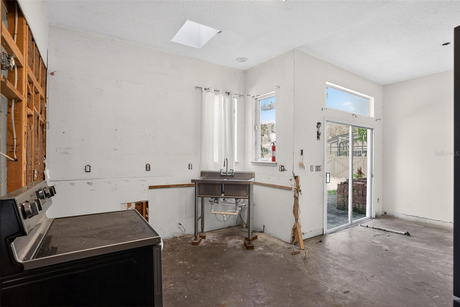 Image 24 of 35 For 902 Lingo Court