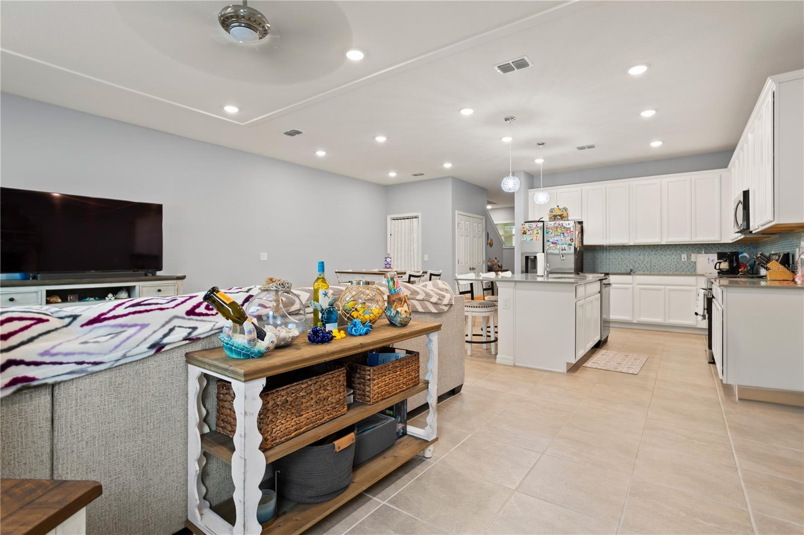 Image 17 of 52 For 7078 Twilight Bay Drive