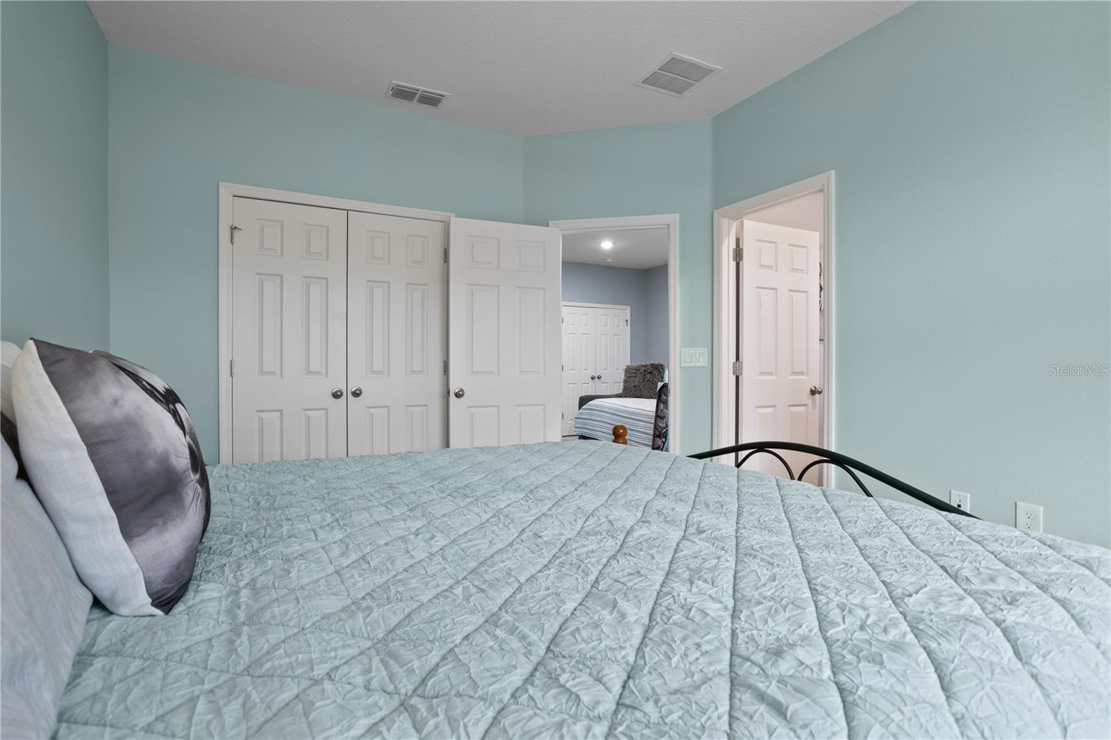 Image 24 of 52 For 7078 Twilight Bay Drive