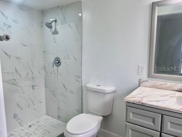 Image 15 of 27 For 325 Lariat Lane