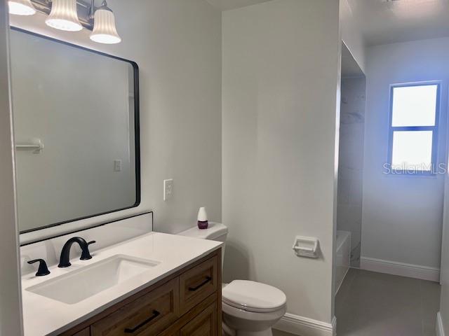 Image 20 of 27 For 325 Lariat Lane