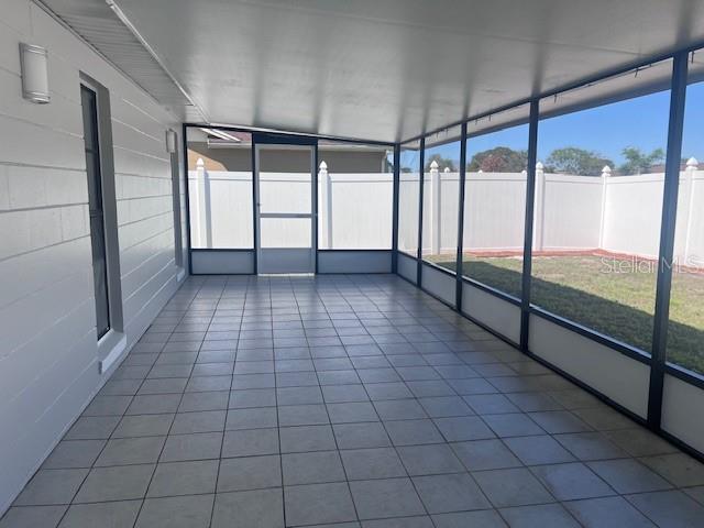 Image 23 of 27 For 325 Lariat Lane