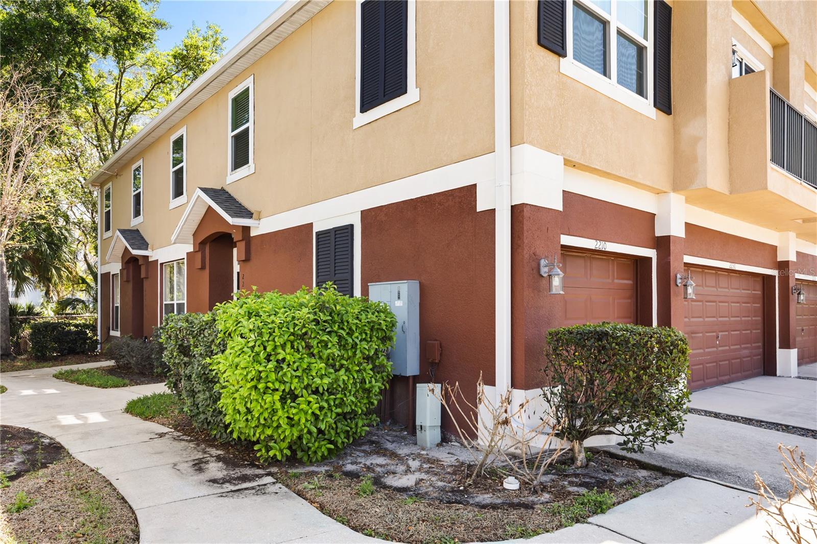Image 3 of 26 For 2210 San Jacinto Circle