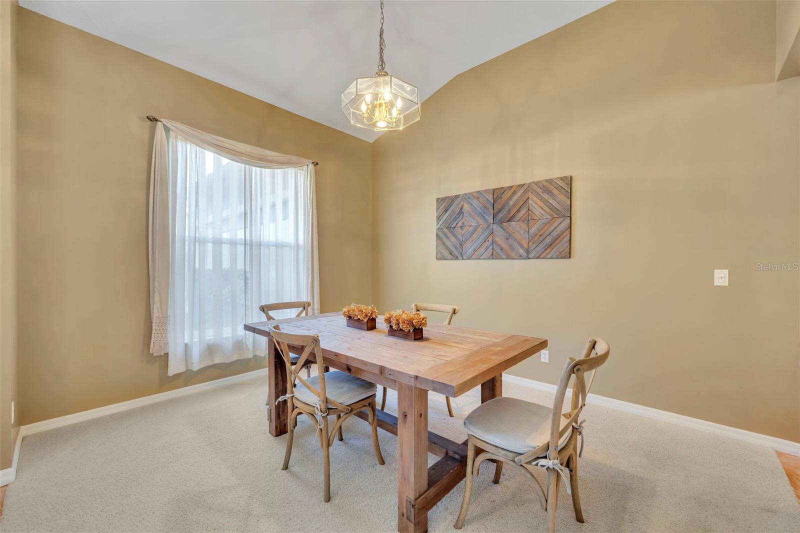 Image 11 of 68 For 1551 Warrington Street