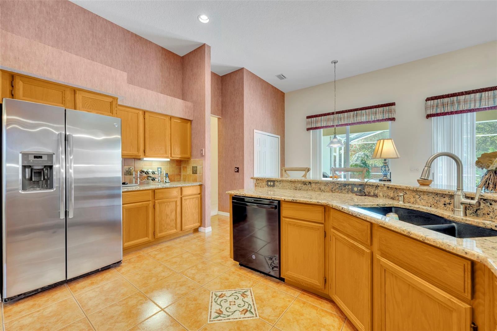 Image 21 of 68 For 1551 Warrington Street