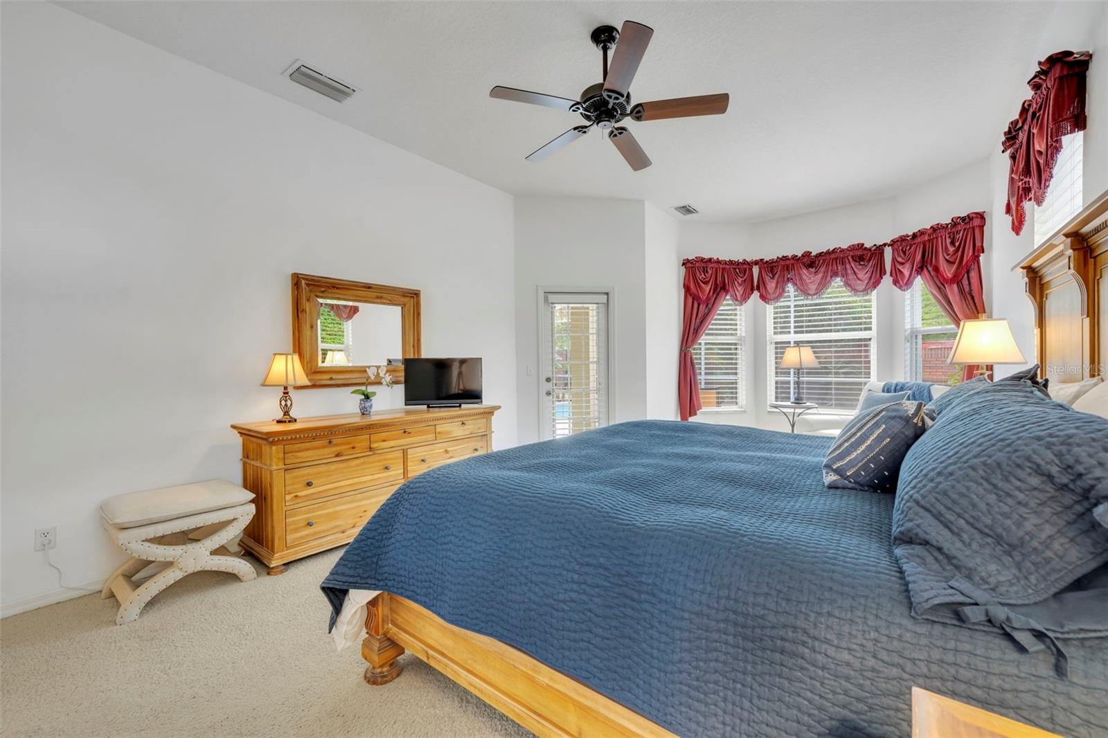 Image 24 of 68 For 1551 Warrington Street