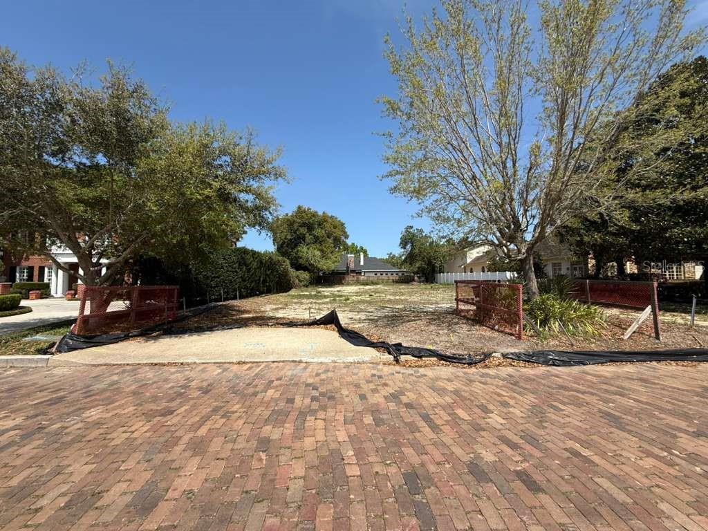 Image 7 of 11 For 1181 Via Capri