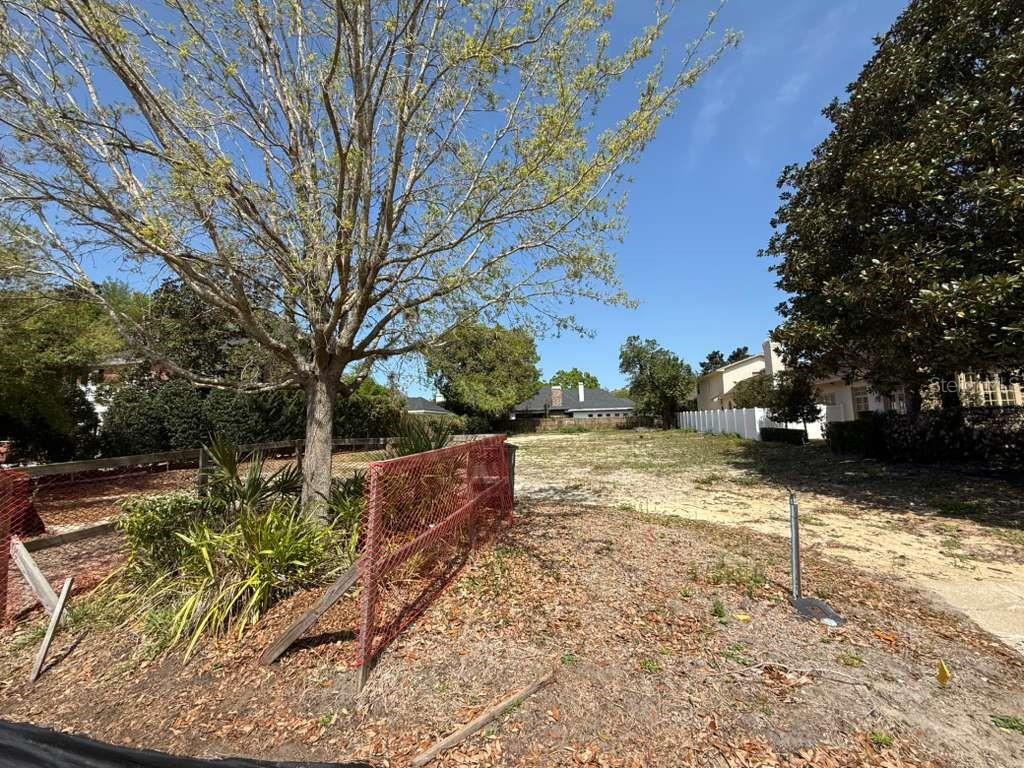 Image 8 of 11 For 1181 Via Capri