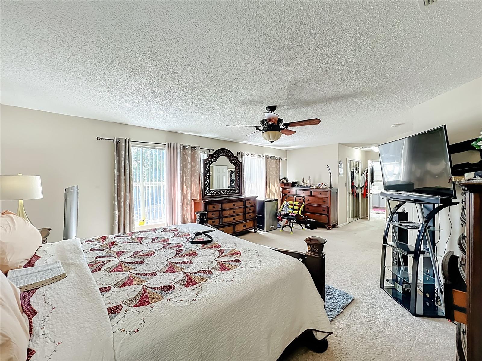 Image 33 of 43 For 8016 Equitation Court