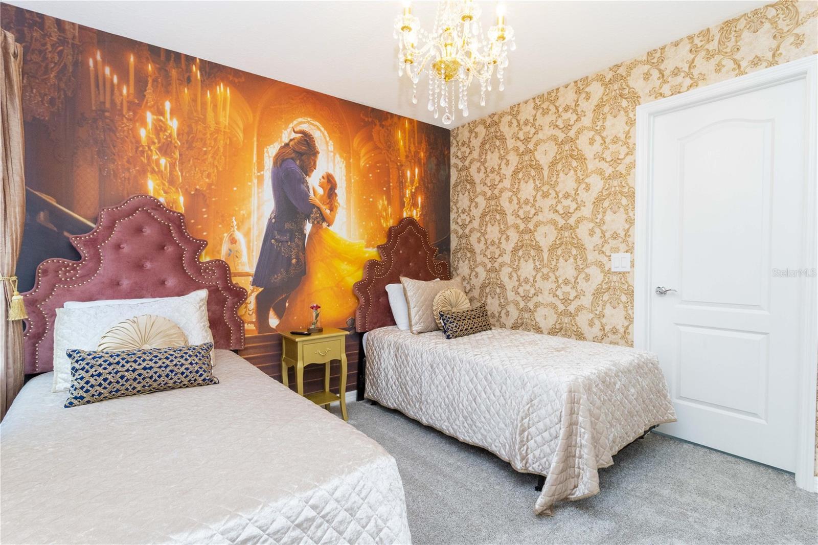 Image 37 of 63 For 7335 Oakmoss Loop