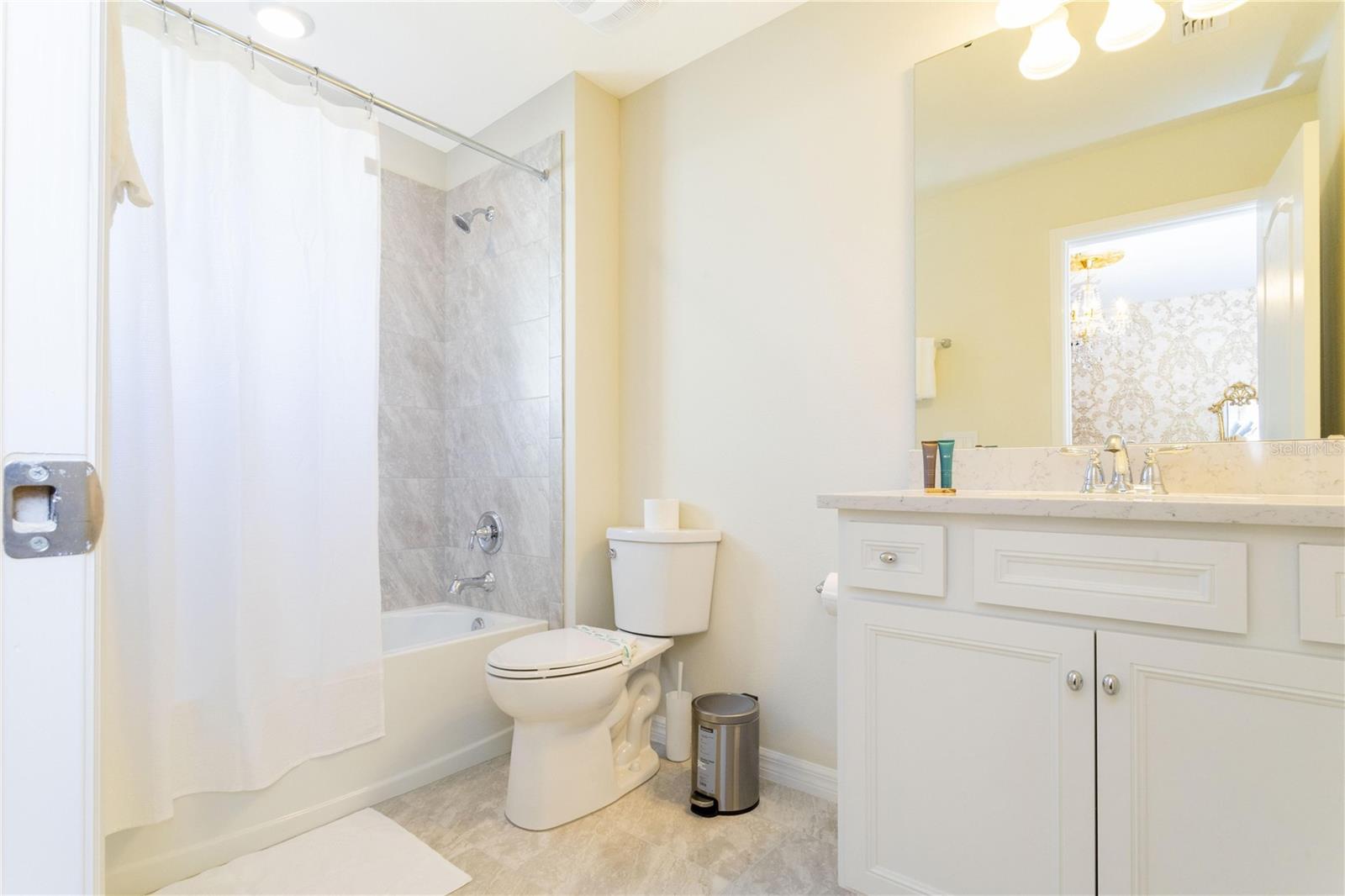 Image 39 of 63 For 7335 Oakmoss Loop