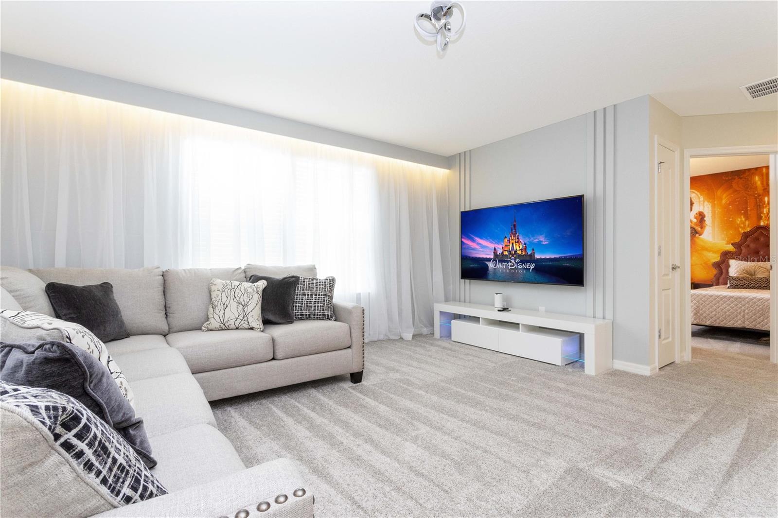 Image 40 of 63 For 7335 Oakmoss Loop