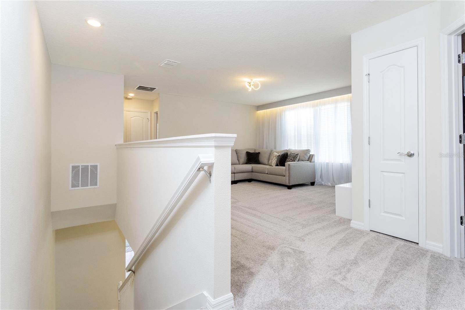 Image 41 of 63 For 7335 Oakmoss Loop