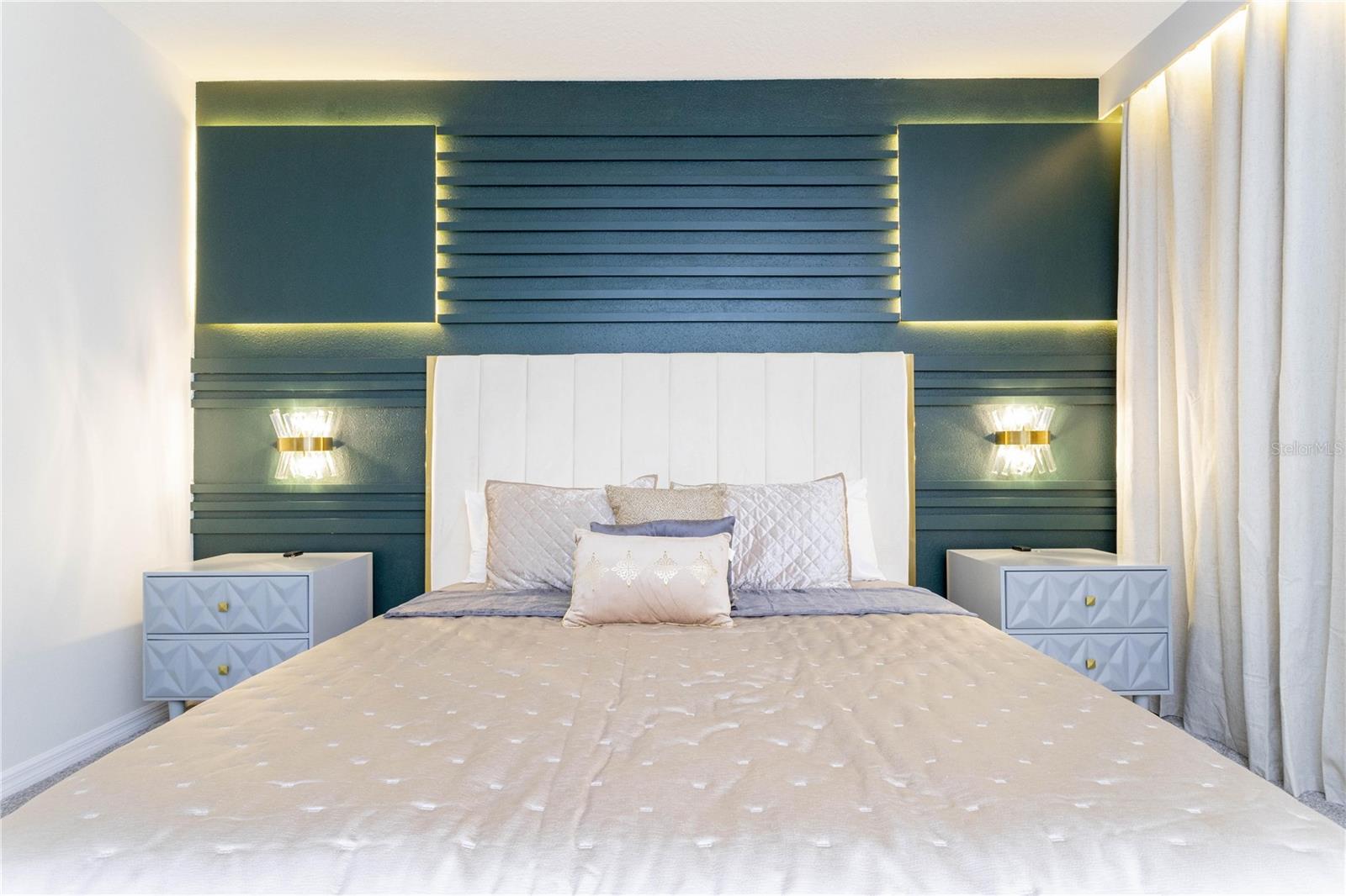 Image 44 of 63 For 7335 Oakmoss Loop