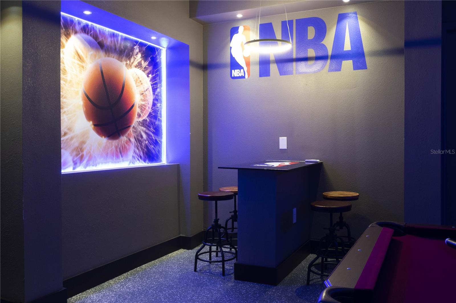 Image 48 of 63 For 7335 Oakmoss Loop