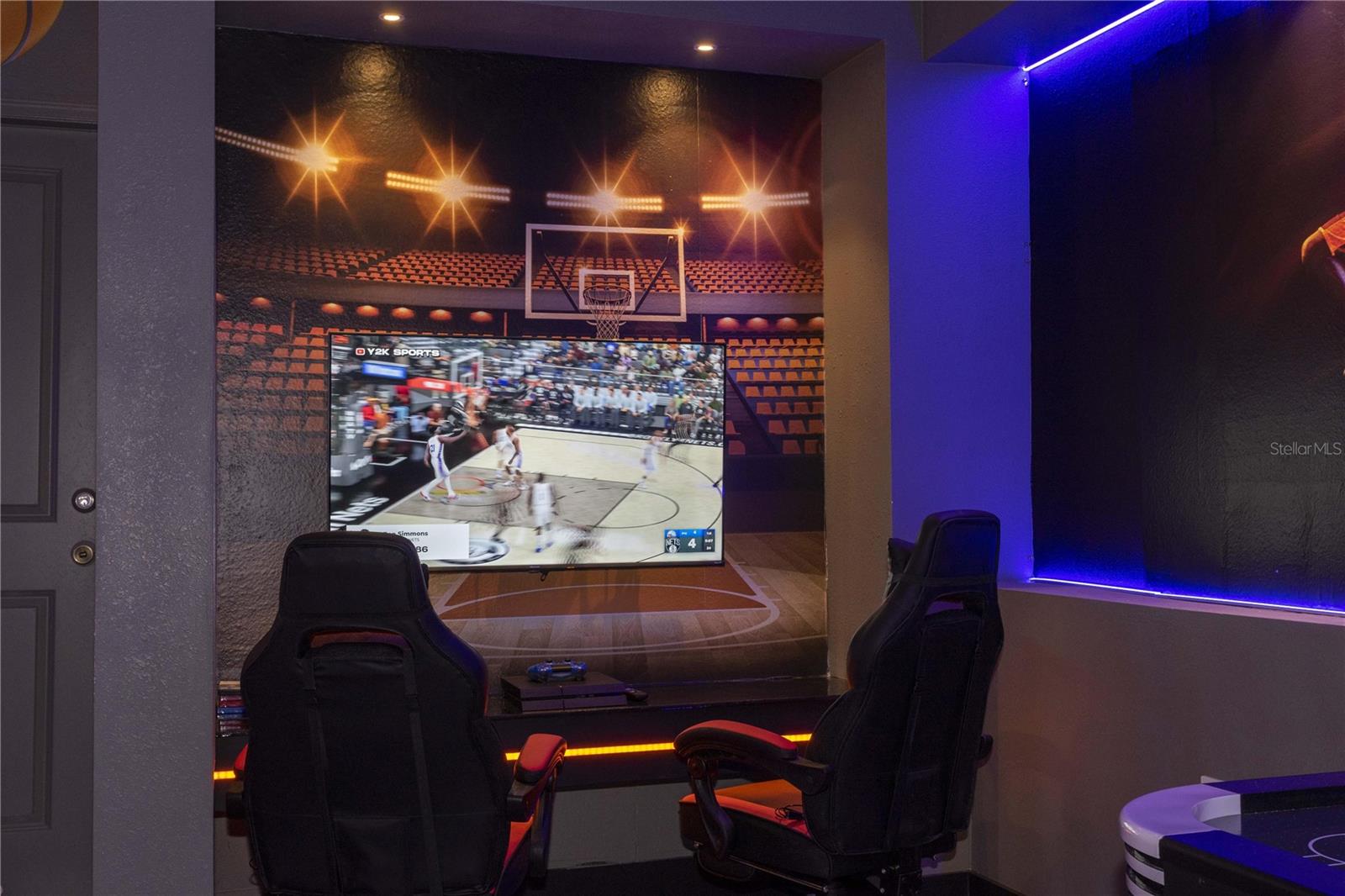 Image 49 of 63 For 7335 Oakmoss Loop